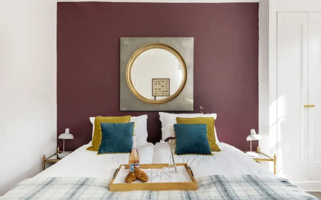 Duke Street City Center Apartment