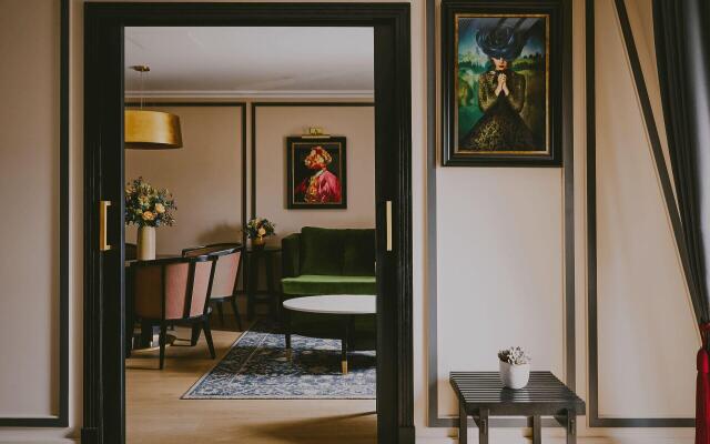 The Mayfair Townhouse – an Iconic Luxury Hotel
