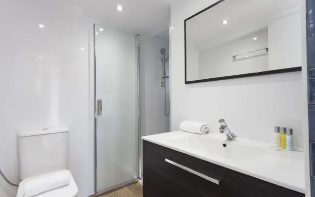 AB Paral·lel Spacious Apartments