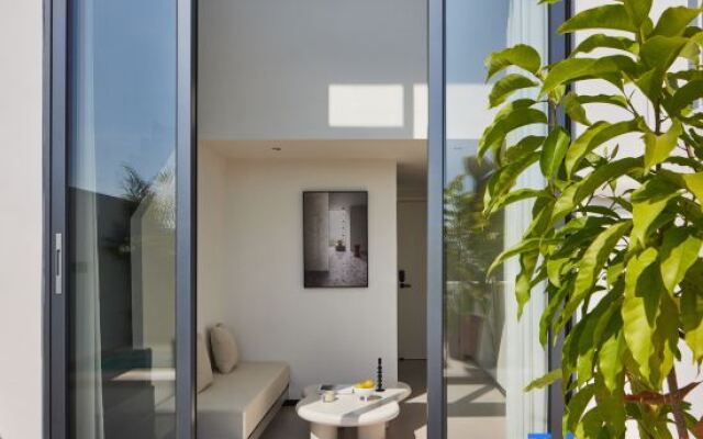 Manyu·Slow Life Net Red Designer Homestay (Sanya West Island Branch)
