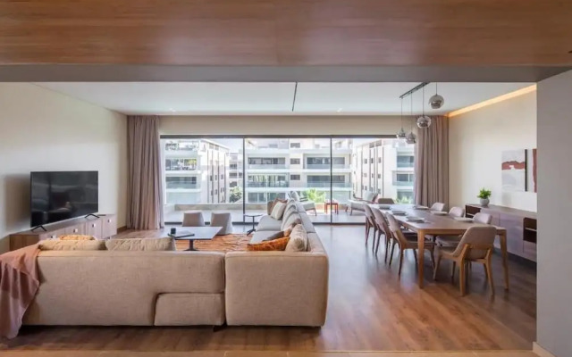 Sakura at Lake View Residence