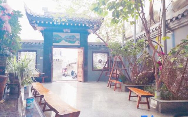 Tianliyuan lnn in Fenghuang ancient city