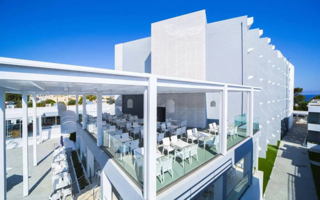 Oceanis Park Hotel