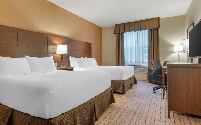 Best Western Plus Bathurst Hotel & Suites