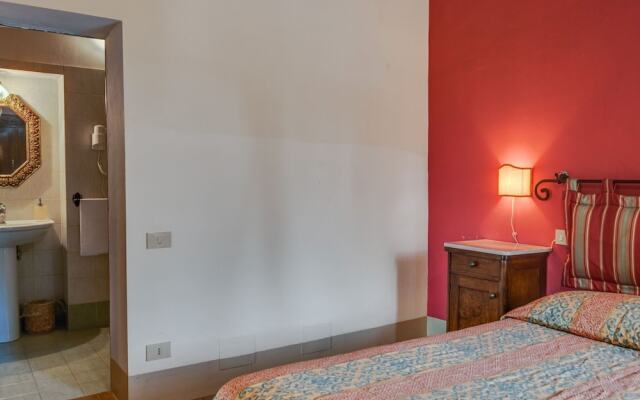 Scenic Apartment in Rapolano Terme with Swimming Pool