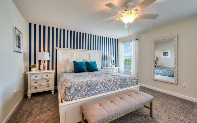 Stunning Home With Private Pool Near Disney