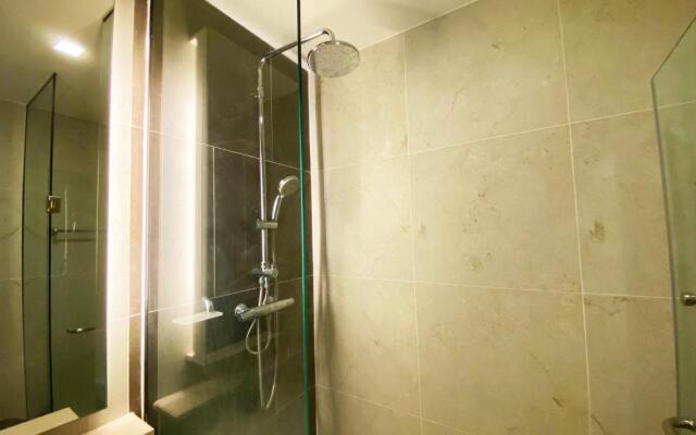 The Astra 2bedroom,close night bazaar and old city