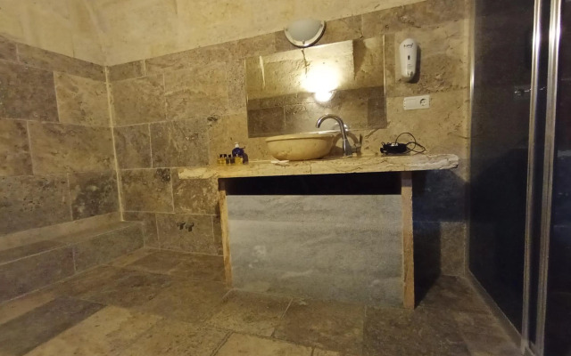 Sandik Cave Hotel