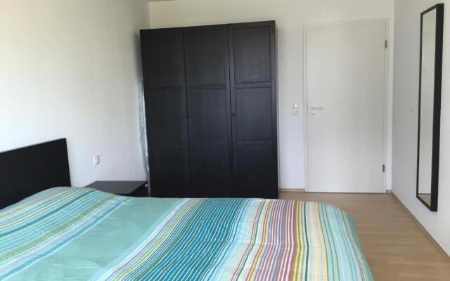 Advice & Advise Apartment