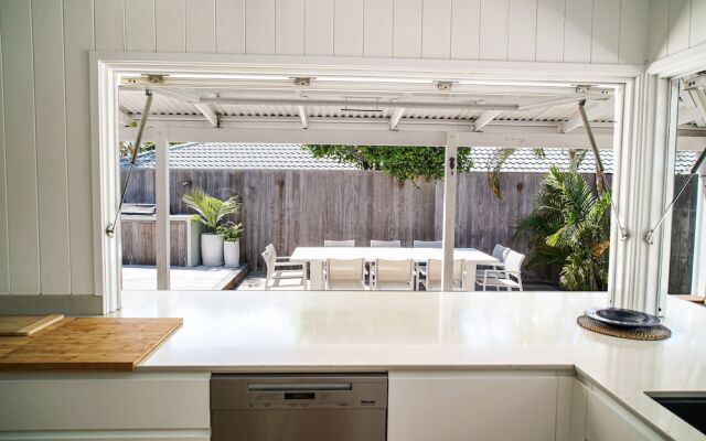 Your Luxury Escape - Paradise Palms