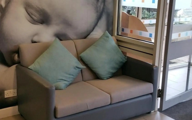 Warrington M6 Motel J20/M6 Lymm Services