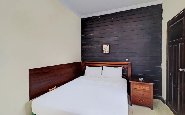 OYO 92439 Hotel Tower Klungkung
