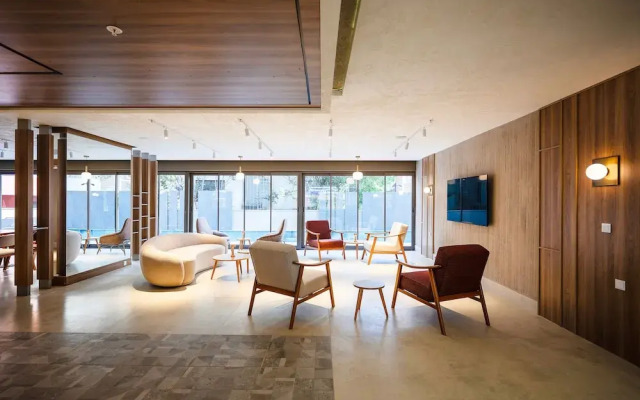 Lei Hotel