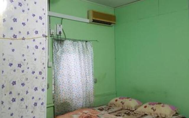 Myitta Yeik Guest House-Burmese Only
