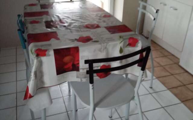Studio in Talant, With Enclosed Garden and Wifi