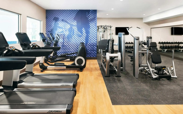 Delta Hotels by Marriott Grande Prairie Airport