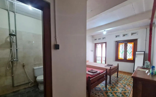 Omah Pitoe Guest House