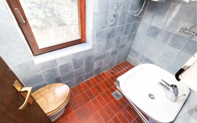 Beautiful Apartment in Klenovica With 1 Bedrooms and Wifi