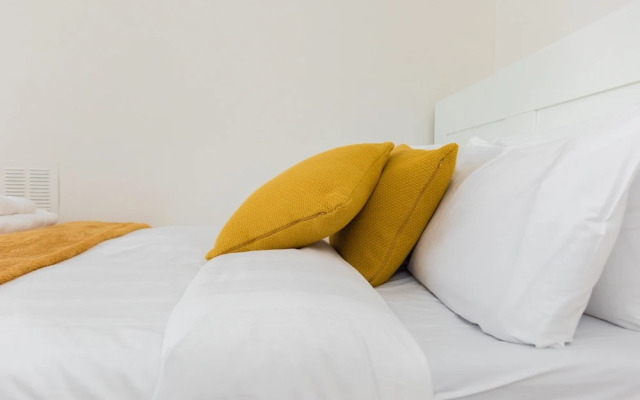 Platinum Apartment Next to Westminster 9983