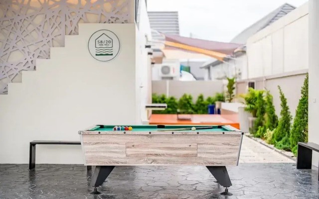 58-20 Pool Villa