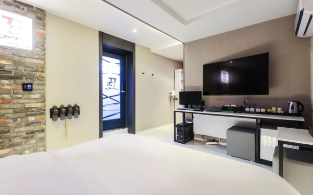 Gwangju Sinandong Hotel Geogijoa