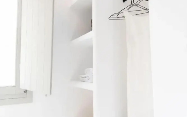 MAEVA Santorini Suites