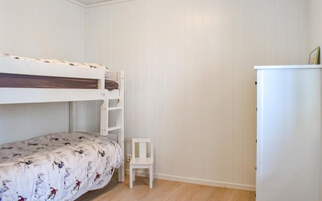 Stunning Apartment in Skulestadmo With Wifi and 3 Bedrooms