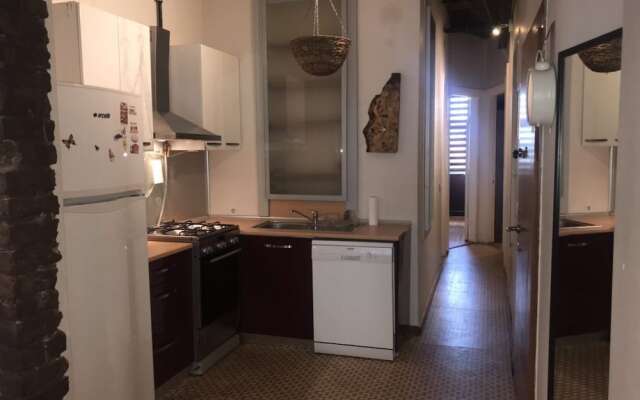 Luxury and Comfortable Apartment