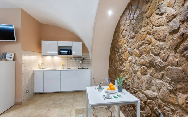 Cerami Studio Flat