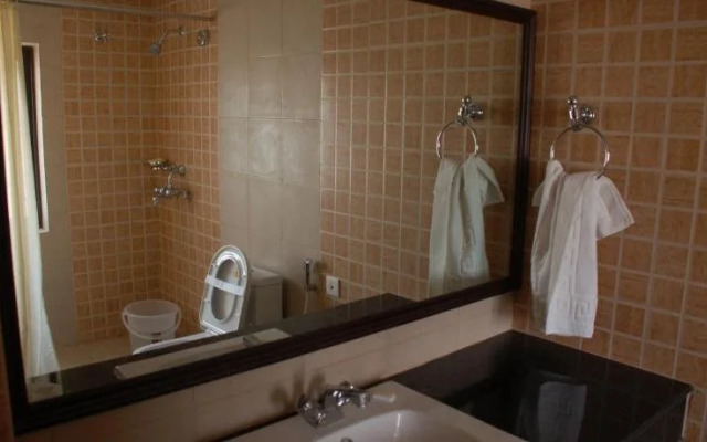 OYO 15149 Hotel Ajoy Minar