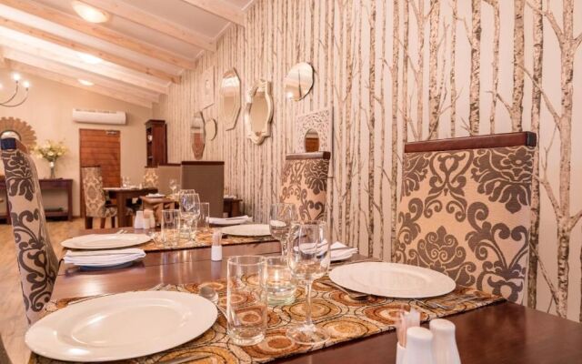 Nut Grove Boutique Hotel
