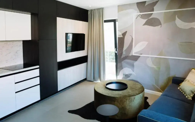 Lena Luxury Apartments