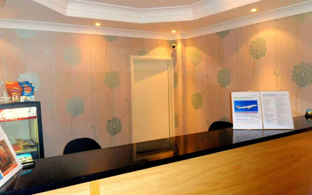 Heathrow Lodge