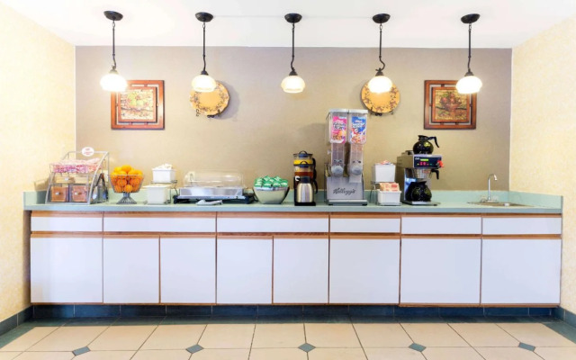 Red Carpet Inn Indian Head