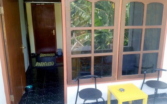 Morotai Camp Hostel -Adult Only