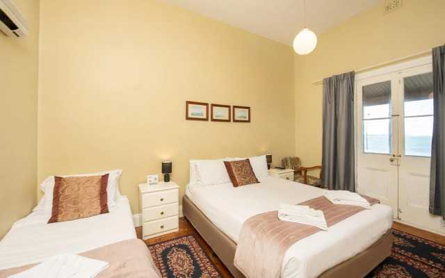 Anchorage Seafront Hotel