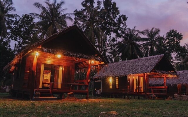 COCO Canopy Boutique Resort