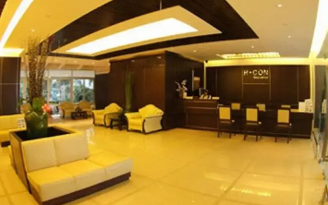 R-Con Residence