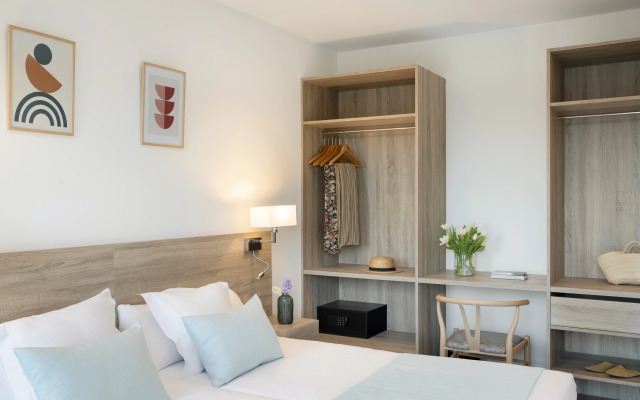 Aparthotel Marina Drach