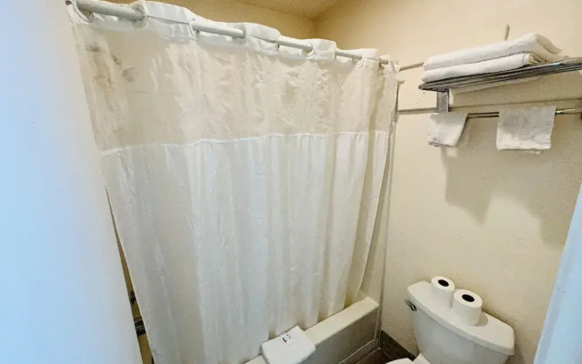 Economy Inn