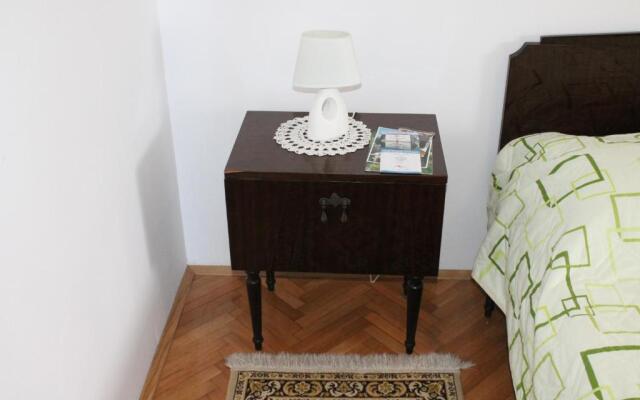 Apartment Bile