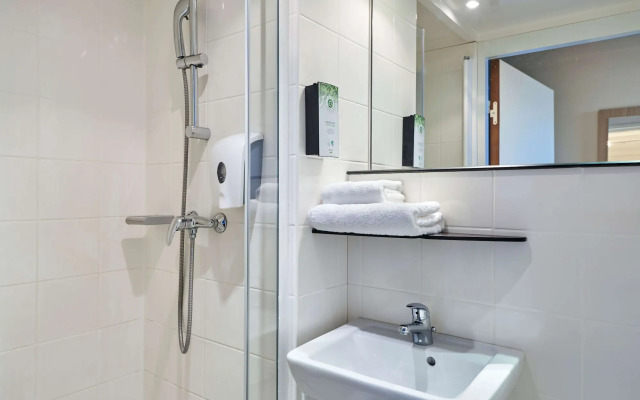 Kyriad Direct Mont De Marsan - St Avit