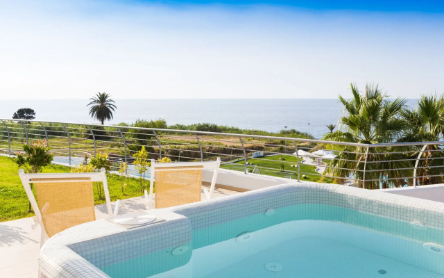 Infinity Resort Tropea