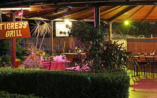 Wood castle Spa & Resort