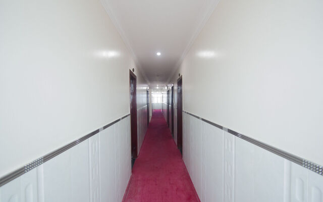 Good Luck Day Hotel