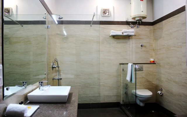 Hotel Africa Avenue Anand Lok