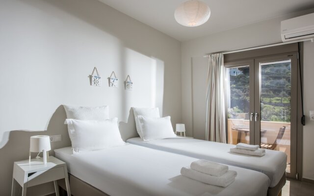 Caravel Apartments Stalis