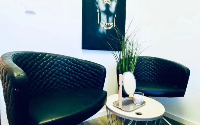 7BR Apt for 15P Near Schönbrunn