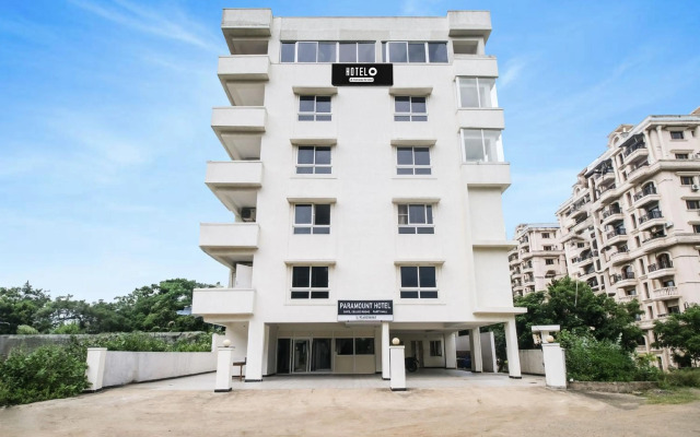 OYO Flagship 67556 Paramount Hotel