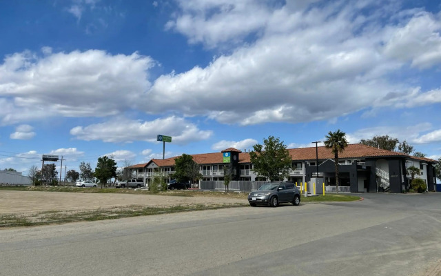 SureStay Hotel by Best Western Williams